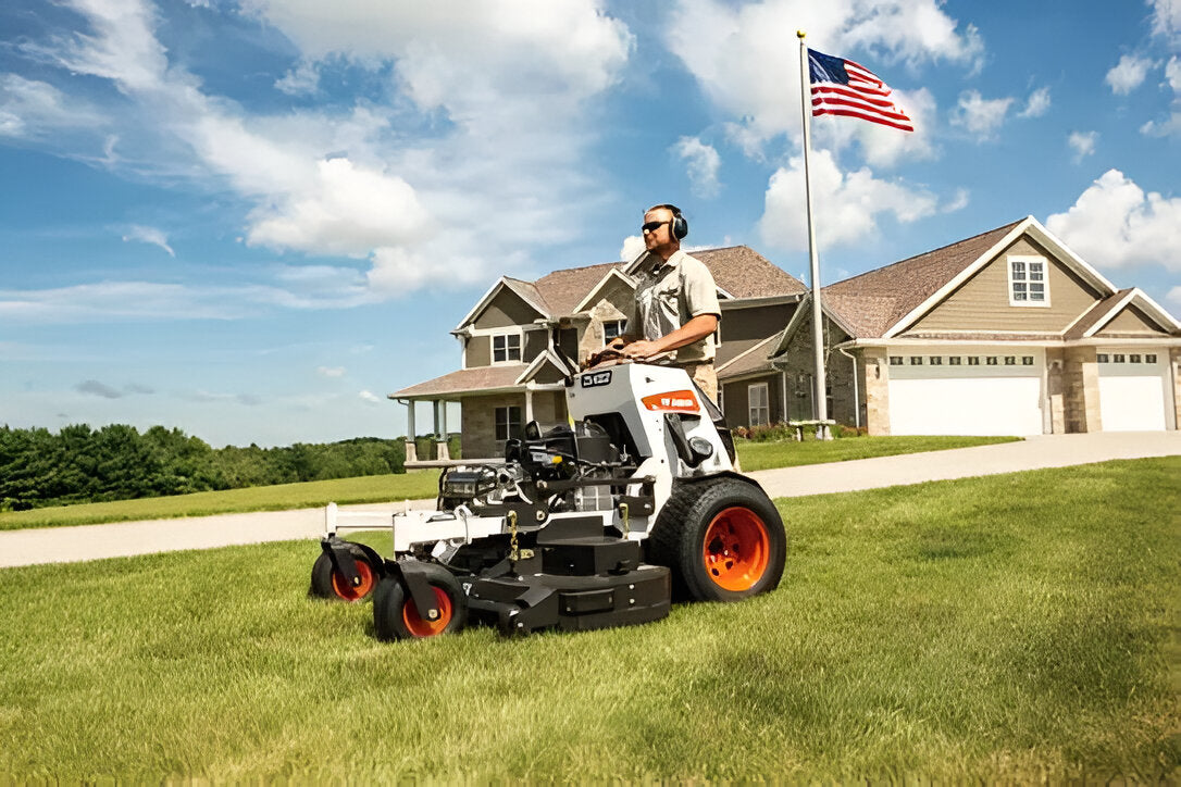 Bobcat ZS4000 Zero-Turn, Stand-On Mower (9994001)