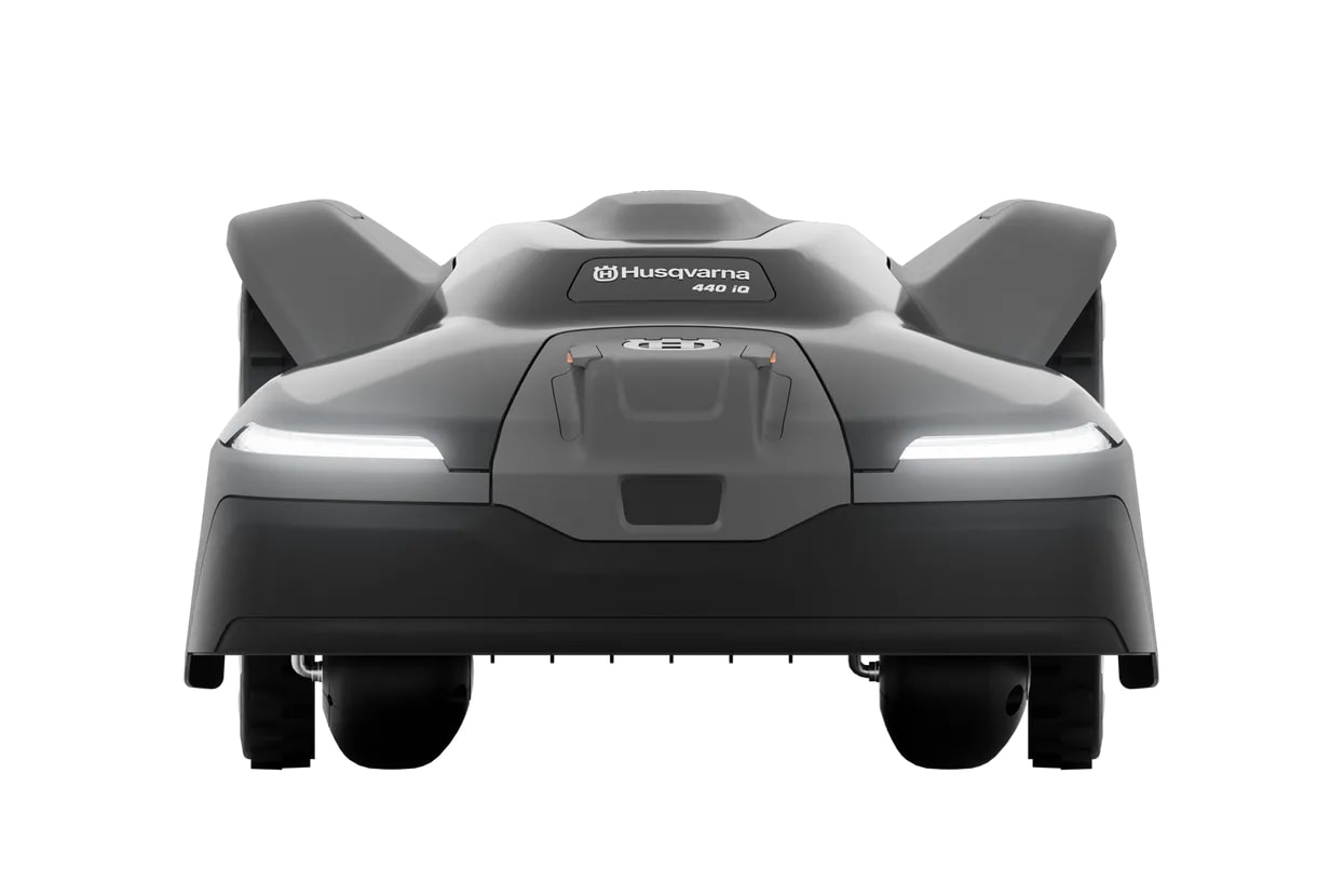 Husqvarna AUTOMOWER® 440 iQ Residential Robotic Lawn Mowers
